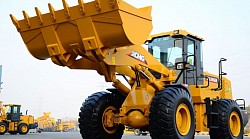 FRONT ENT LOADER N$ 5700.00